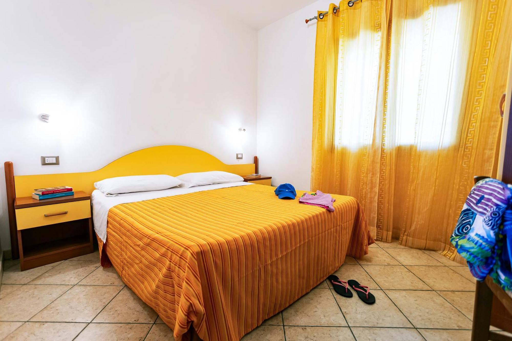 Aparthotel Residenza Marinella Zambrone Exteriér fotografie