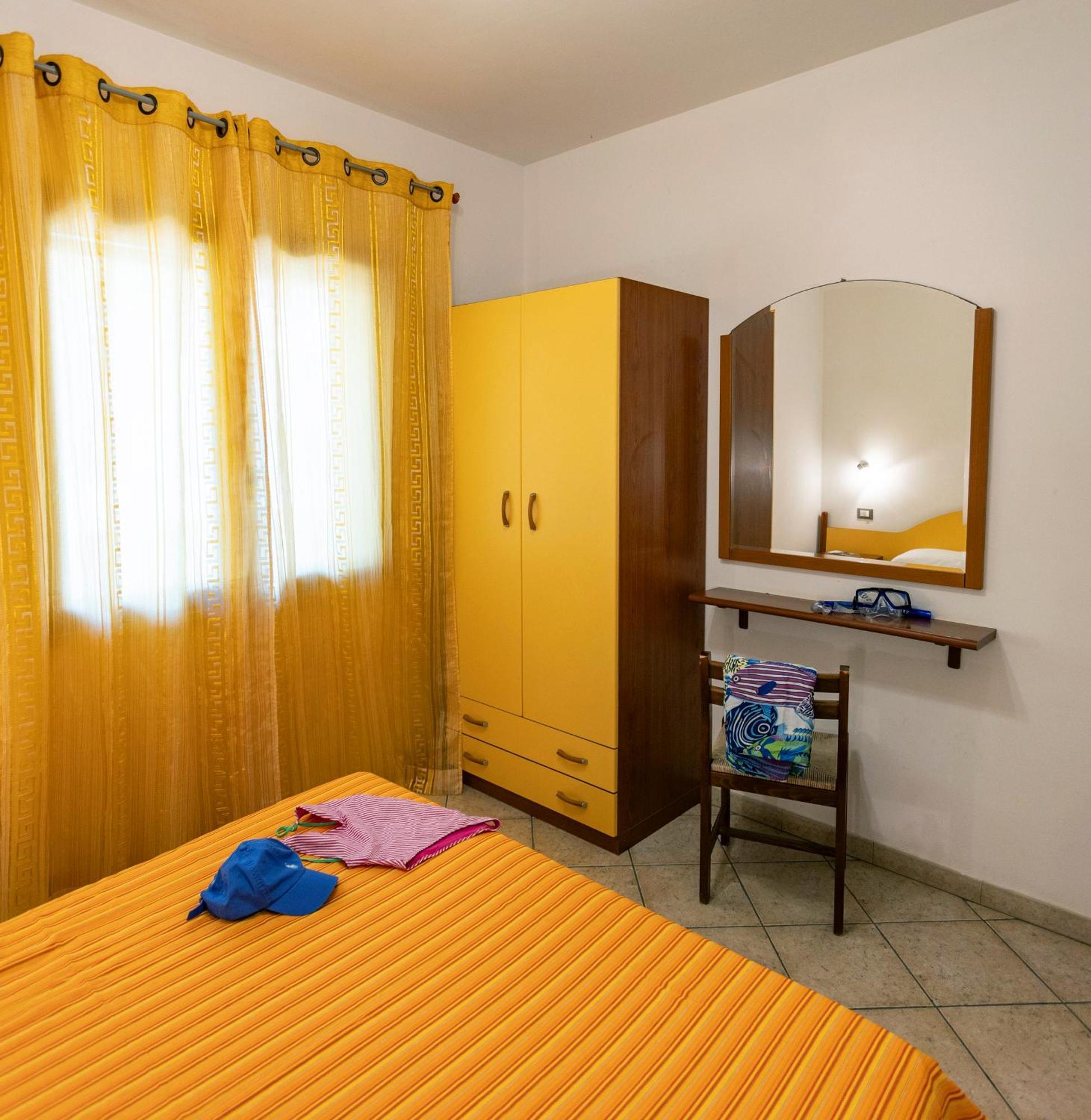 Aparthotel Residenza Marinella Zambrone Exteriér fotografie