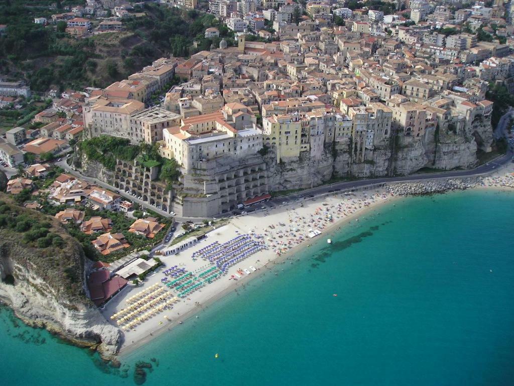 Aparthotel Residenza Marinella Zambrone Exteriér fotografie